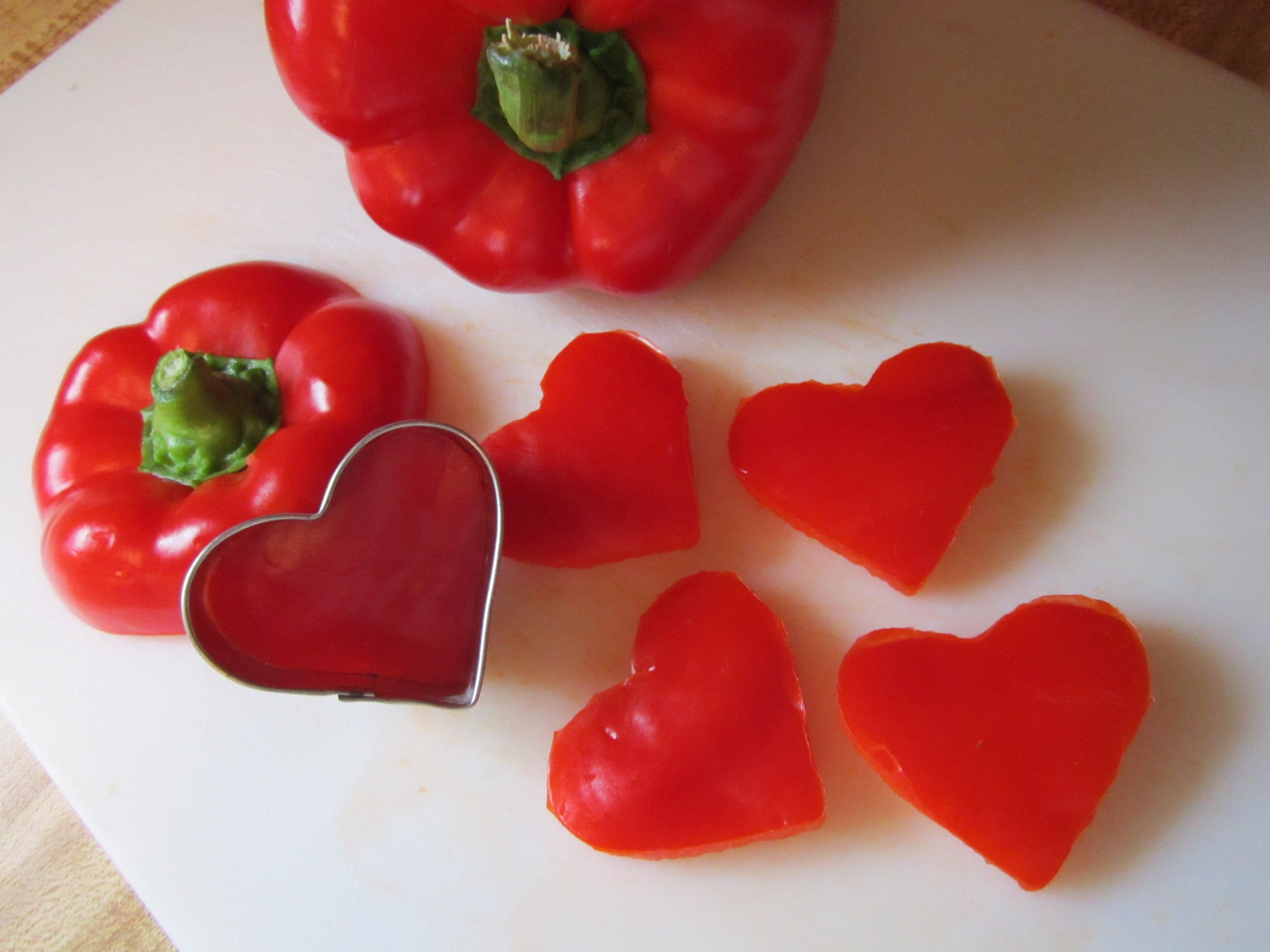 Red Bell Pepper Will Lift Your Mood and 4 Other Valentines Foods